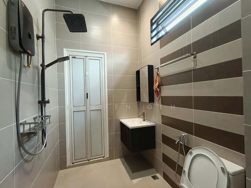Semi-Detached House for Sale in Taman Pulasan (Alor Setar) - Jayden Geh - Bathroom - PropertyGuru.com.my