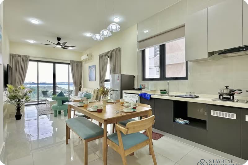 Kondominium untuk Disewa di Bay Point @ Country Garden Danga Bay - Ryan Tan - Living Room - PropertyGuru.com.my