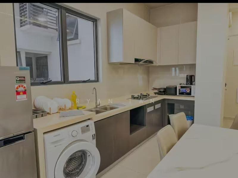 Kondominium untuk Disewa di Bay Point @ Country Garden Danga Bay - Ryan Tan - Kitchen - PropertyGuru.com.my
