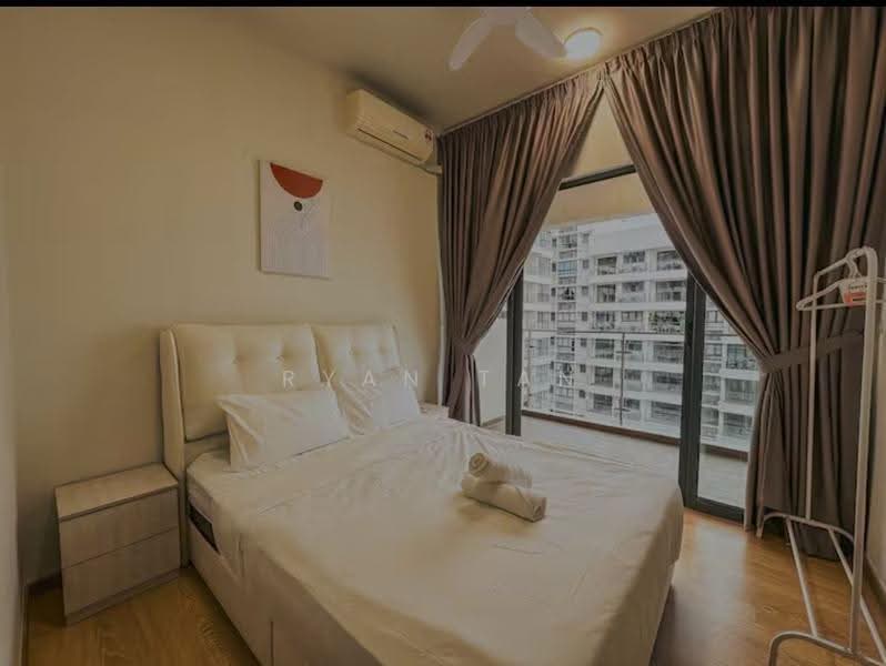 Kondominium untuk Disewa di Bay Point @ Country Garden Danga Bay - Ryan Tan - Bedroom - PropertyGuru.com.my