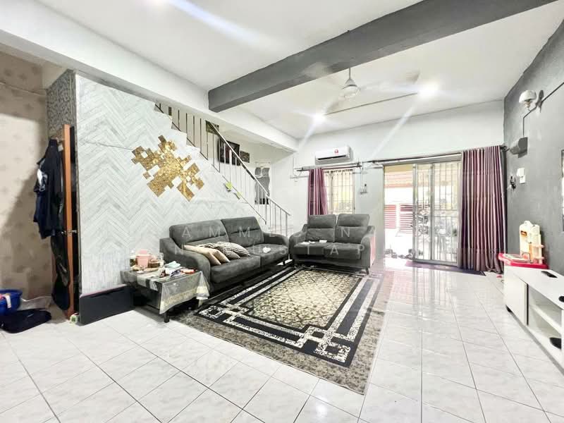 2-storey Terraced House for Sale in Taman Seri Mewah (Kajang) - Muhammed Nazri bin Mustapha - Living Room - PropertyGuru.com.my