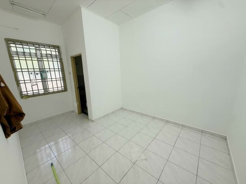 1-storey Terraced House for Sale in Taman Pulai Jaya (Kulai) - Vincy Sia - Interior - PropertyGuru.com.my