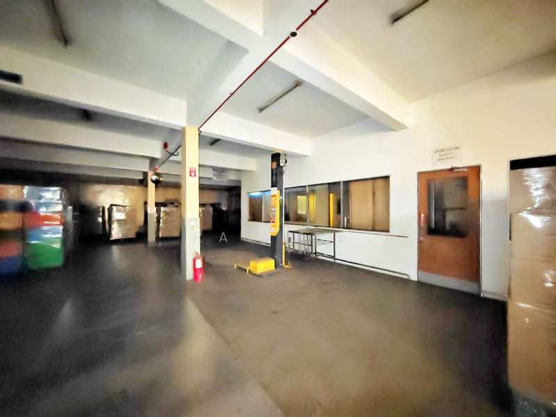 Warehouse for Rent in Off Jalan Meru (Klang) - Ray Lee - Interior - PropertyGuru.com.my
