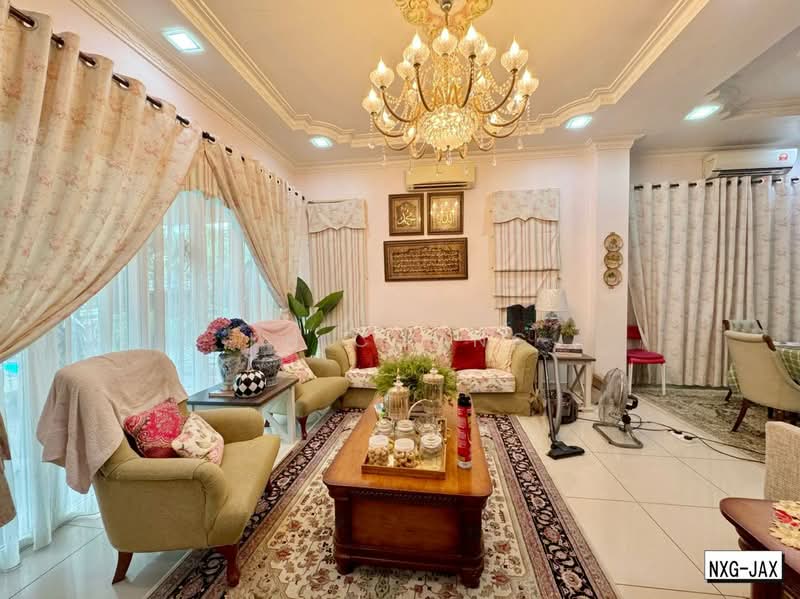 Semi-Detached House for Sale in Setia Damai (Setia Alam) - KH Chong - Living Room - PropertyGuru.com.my