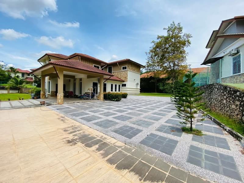 Bungalow for Sale in Puncak Pinggiran Putra (Dengkil) - Shafiq Muttalib - Exterior - PropertyGuru.com.my