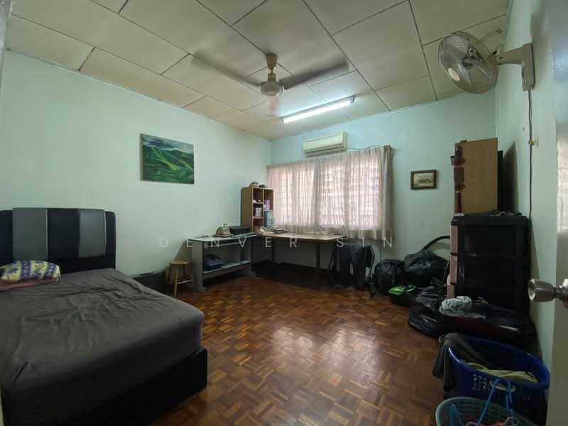 Rumah Teres 2 Tingkat untuk Dijual di Taman Connaught (Cheras) - Denver Sin - Bedroom - PropertyGuru.com.my