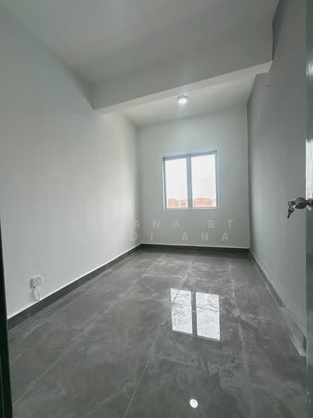 Pangsapuri untuk Dijual di Pangsapuri Mutiara Subang - Zawana BT Zaidi Ana - Interior - PropertyGuru.com.my