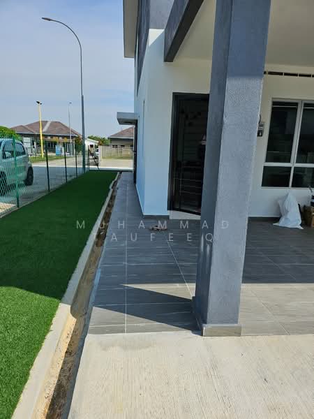 Rumah Teres 2 Tingkat untuk Disewa di Kampung Lombong (Shah Alam) - Muhammad Taufeeq - Exterior - PropertyGuru.com.my