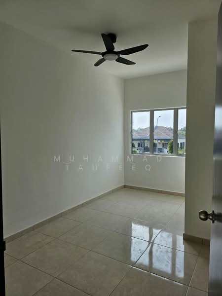 Rumah Teres 2 Tingkat untuk Disewa di Kampung Lombong (Shah Alam) - Muhammad Taufeeq - Interior - PropertyGuru.com.my