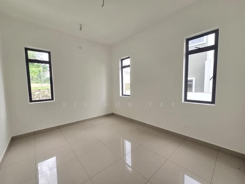 Semi-Detached House for Sale in Senai (Kulai) - See Hon Tay - PropertyGuru.com.my