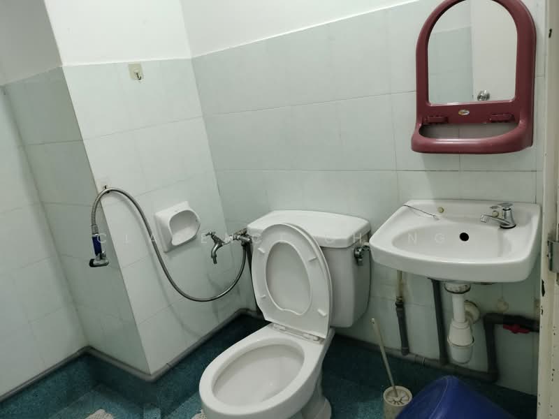Pangsapuri untuk Disewa di Arena Green - Clarence Chong - Bathroom - PropertyGuru.com.my