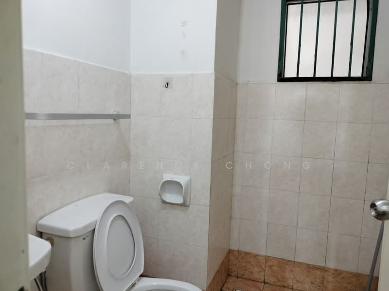 Pangsapuri untuk Disewa di Arena Green - Clarence Chong - Bathroom - PropertyGuru.com.my