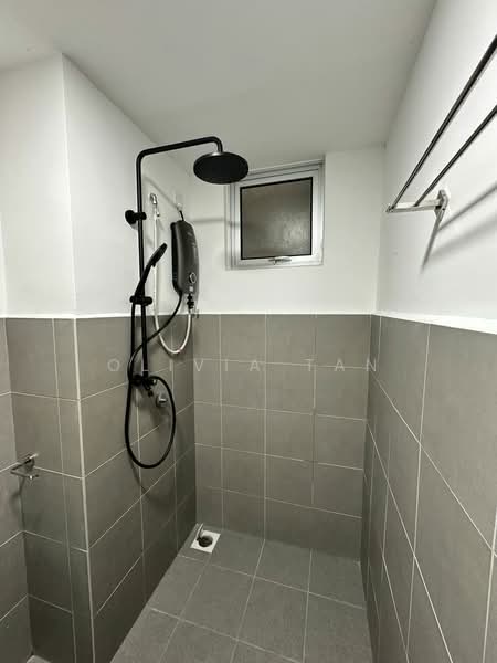 Pangsapuri untuk Disewa di Tangerine Suites - Olivia Tan - Bathroom - PropertyGuru.com.my