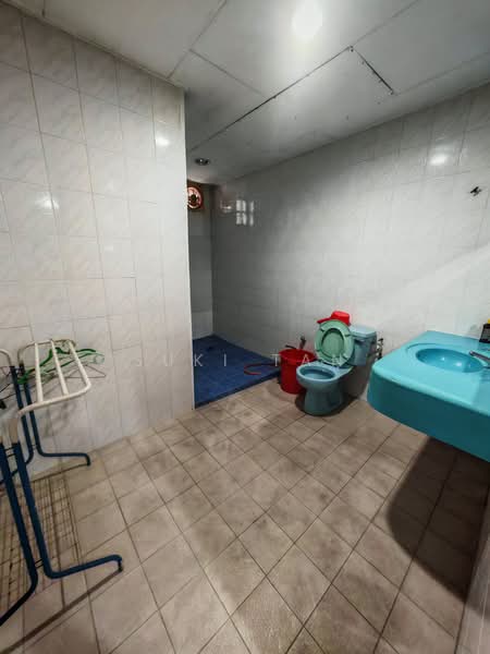 2-storey Terraced House for Sale in Taman Pinggiran Templer (Selayang) - Suki Tan - Bathroom - PropertyGuru.com.my