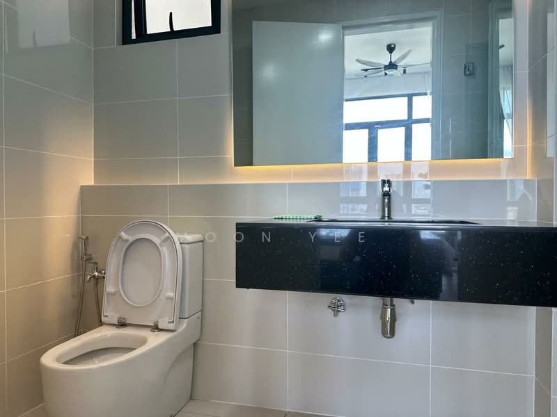 Kondominium untuk Disewa di The Maple Residences - Moon Yee - Bathroom - PropertyGuru.com.my