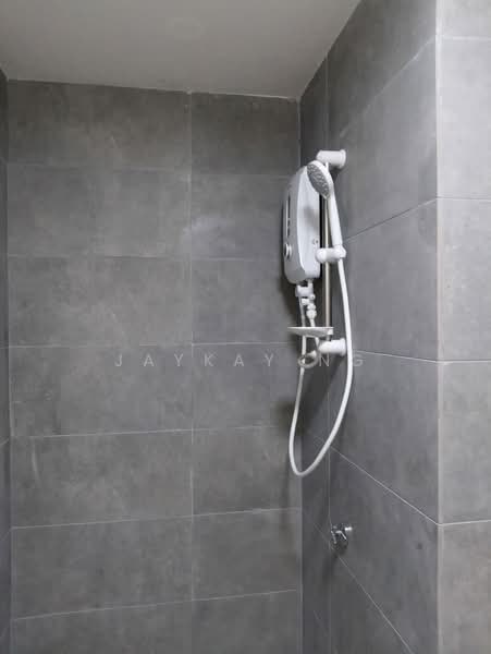 Kondominium untuk Disewa di LSH33 - Jaykay Ng - Bathroom - PropertyGuru.com.my