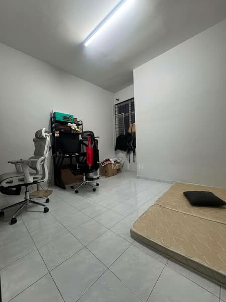 Rumah Teres 2 Tingkat untuk Dijual di Taman Setia Indah (Tebrau) - Li Min - Study - PropertyGuru.com.my