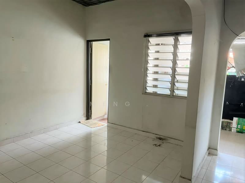 2-storey Terraced House for Sale in Taman Besi (Jelutong) - Meng . - Interior - PropertyGuru.com.my