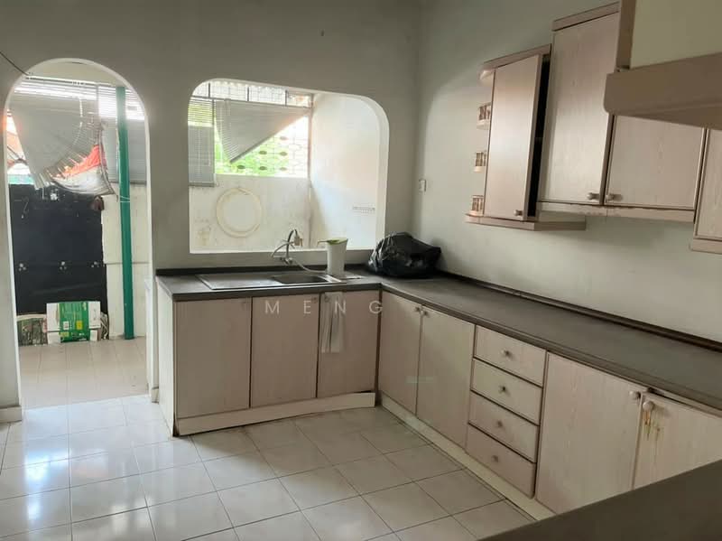 2-storey Terraced House for Sale in Taman Besi (Jelutong) - Meng . - Kitchen - PropertyGuru.com.my