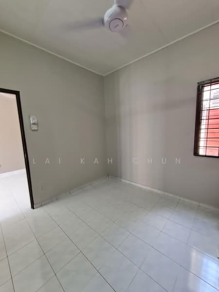 Rumah Teres 1 Tingkat untuk Disewa di Garden Avenue (Seremban 2) - Lai Kah Chun - Interior - PropertyGuru.com.my