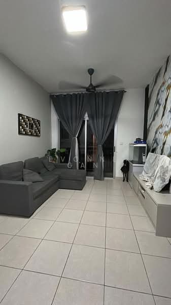 Pangsapuri untuk Disewa di Residensi Kesuma 1 - Evonne Gan - Living Room - PropertyGuru.com.my