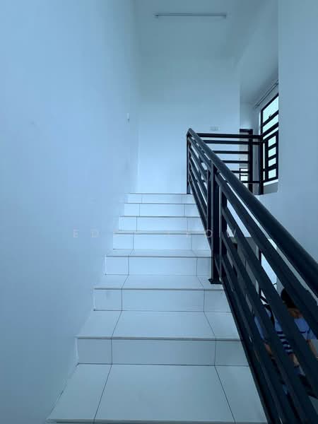 Rumah Teres 3 Tingkat untuk Dijual di Melaka City (Melaka) - Eddy Leow - Corridor - PropertyGuru.com.my