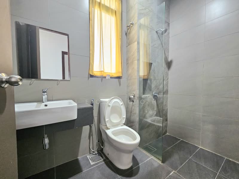 Rumah Teres 2 Tingkat untuk Disewa di Eco Sanctuary (Telok Panglima Garang) - Leon Goh - Bathroom - PropertyGuru.com.my