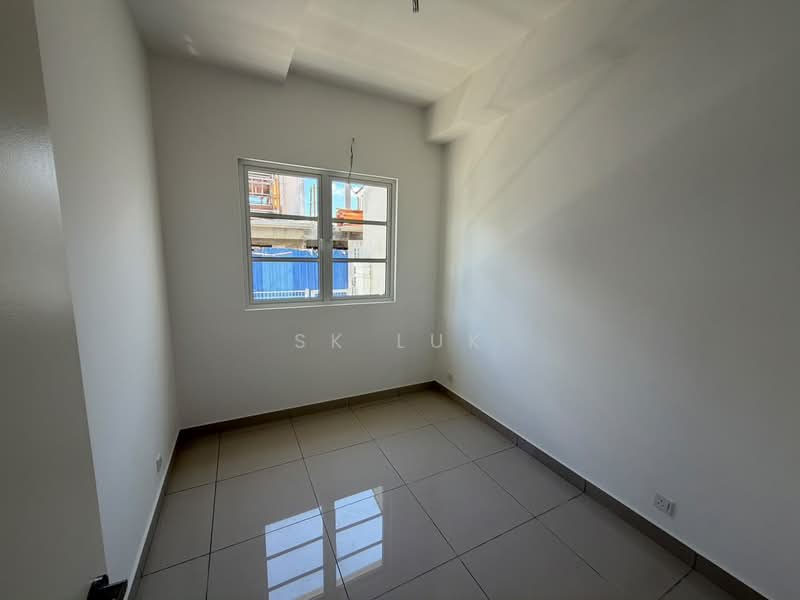 2-storey Terraced House for Sale in Bandar Country Homes (Rawang) - SK Luk - Interior - PropertyGuru.com.my