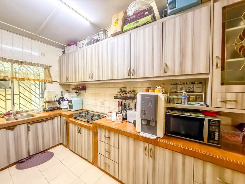 2-storey Terraced House for Sale in Taman Medan Baru (Petaling Jaya) - Thoriq Suparman - Kitchen - PropertyGuru.com.my