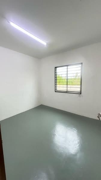 Rumah Teres 1 Tingkat untuk Dijual di Taman Universiti (Sri Gading) - Evon Yap - PropertyGuru.com.my