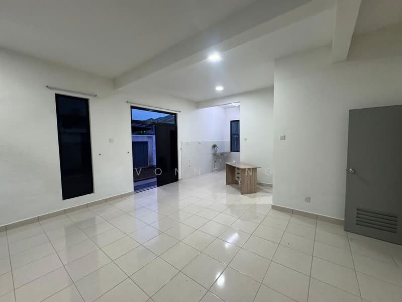 Rumah Teres 2 Tingkat untuk Disewa di Taman Seri Austin (Tebrau) - Yvonne Ng - PropertyGuru.com.my