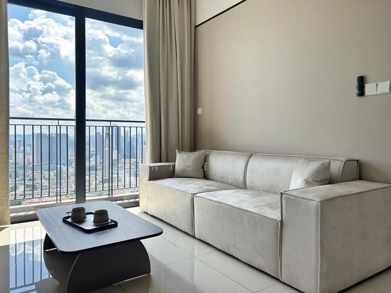Kediaman Servis untuk Disewa di Sunway Velocity TWO - Eunice Ng - Living Room - PropertyGuru.com.my