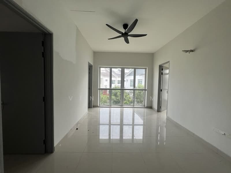 Rumah Teres 2 Tingkat untuk Disewa di Kota Kemuning (Shah Alam) - Venus Sim - Living Room - PropertyGuru.com.my