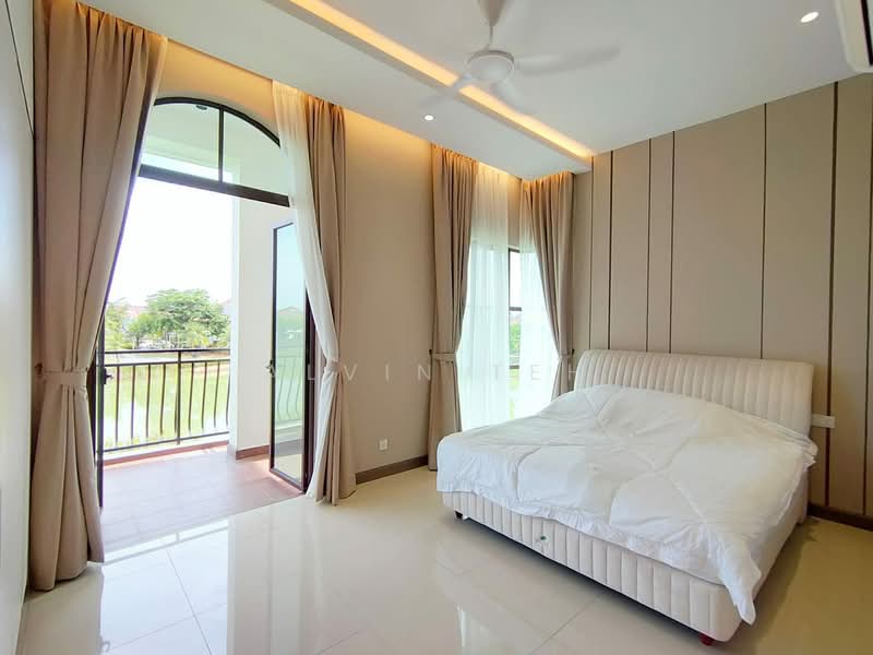 Condominium for Sale at Isle of Kamares - Alvin Teh - Bedroom - PropertyGuru.com.my