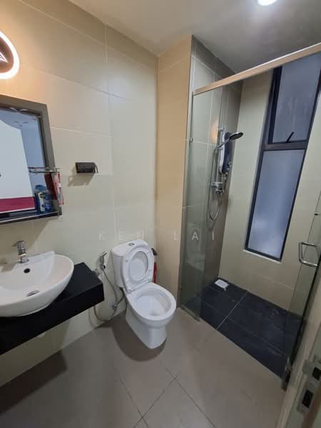 Servis Apartment untuk Dijual di LakePark Residence @ KL North - Ken Lai - Bathroom - PropertyGuru.com.my