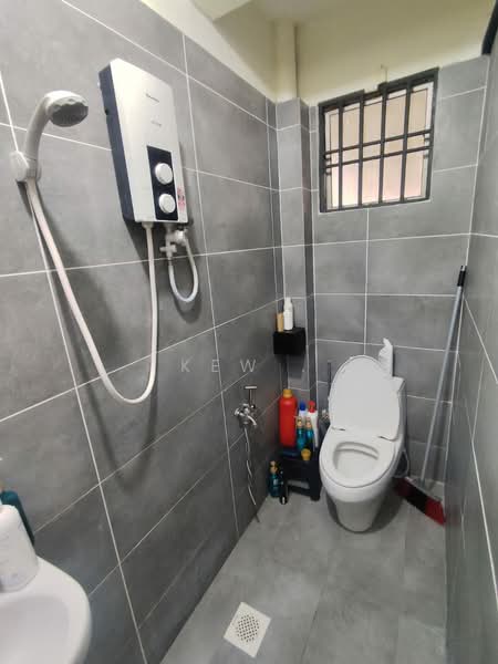 2-storey Terraced House for Rent in Taman Megah (Cheras) - Kew . - Bathroom - PropertyGuru.com.my