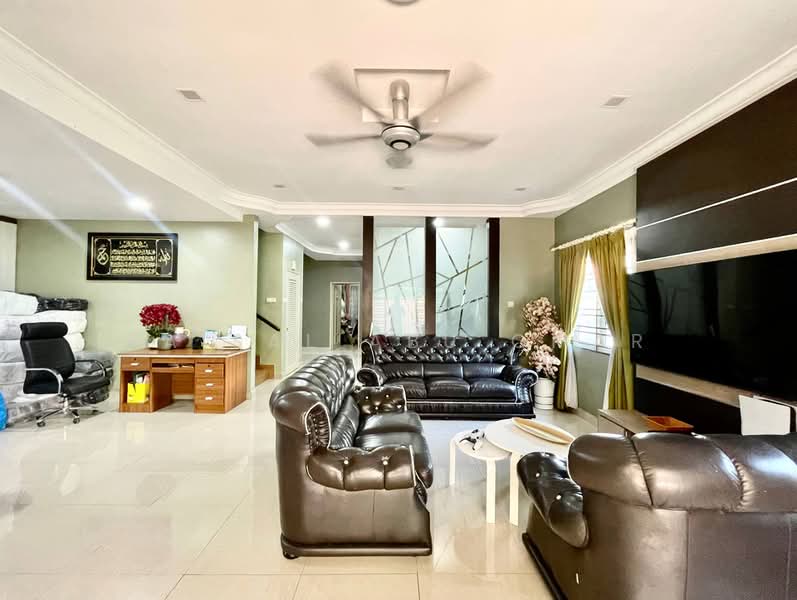 Rumah Berkembar untuk Dijual di Taman Indah Gemilang 1 (Batu Caves) - Faisal Abu Omar - Living Room - PropertyGuru.com.my
