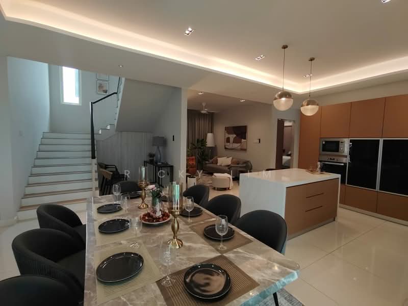 Rumah Banglo untuk Dijual di Subang Bestari (Shah Alam) - Ricky Lim - Living Room - PropertyGuru.com.my