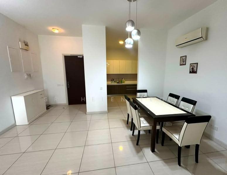 Condominium for Rent at The LIGHT COLLECTION II - Sr. Helen Teoh - Dining Room - PropertyGuru.com.my