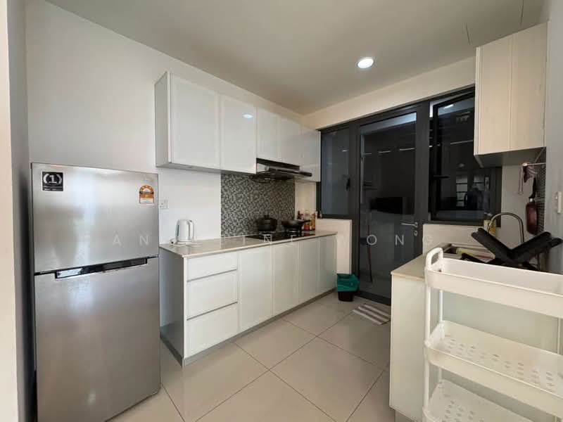 Service Residence for Sale at Service Residence @ Landmark Residence 2 - Angeline Wong - Kitchen - PropertyGuru.com.my