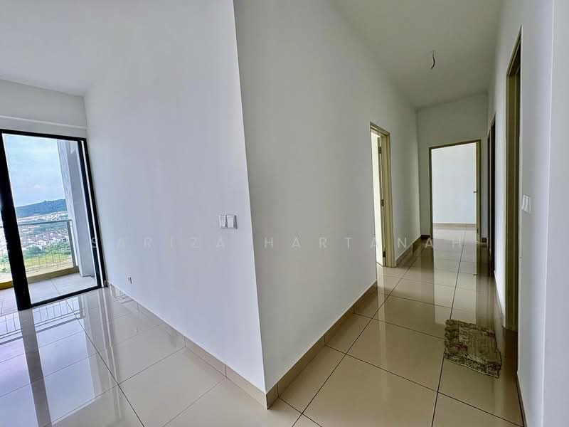Condominium for Sale at Topaz Residence - Sariza Hartanah - Corridor - PropertyGuru.com.my