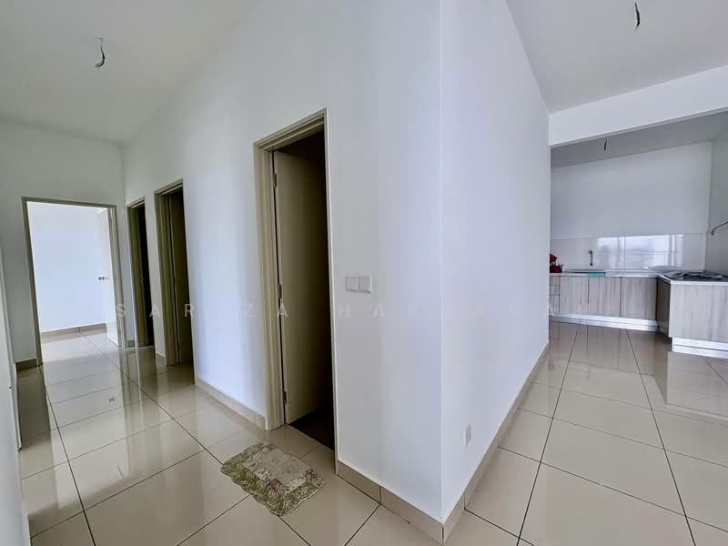 Condominium for Sale at Topaz Residence - Sariza Hartanah - Corridor - PropertyGuru.com.my