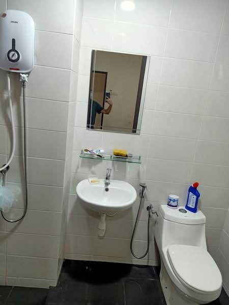 Service Residence for Rent at Service Residence @ Landmark Residence 1 - JJ Lim - Bathroom - PropertyGuru.com.my