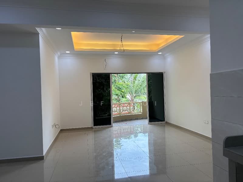 Pangsapuri untuk Dijual di Vista Bukit Dumbar - Jeff Ooi - Living Room - PropertyGuru.com.my