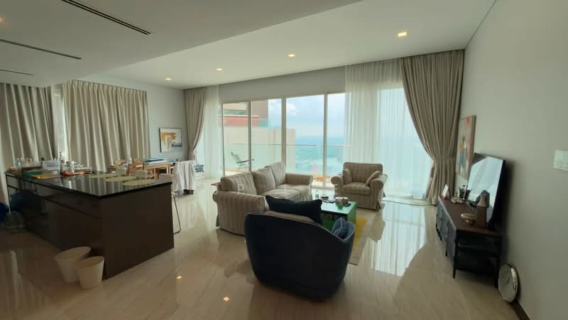 Servis Apartment untuk Dijual di Puteri Cove Residences - JP Lee - Living Room - PropertyGuru.com.my
