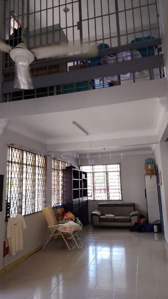 1.5-storey Terraced House for Sale in Taman Perling (Perling) - Michelle Lim - Living Room - PropertyGuru.com.my