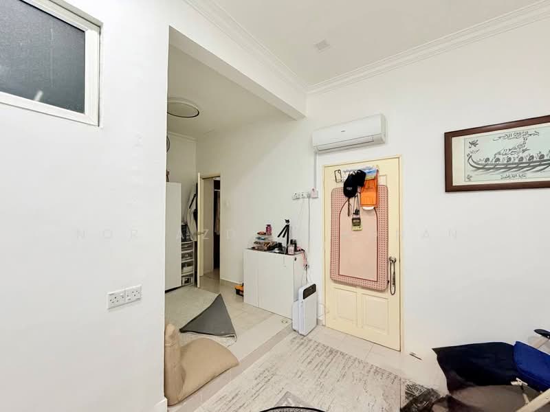 Bungalow for Sale in Bandar Putra Permai (Seri Kembangan) - Nor Azdlin Adnan - PropertyGuru.com.my