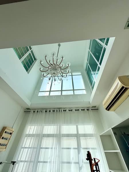 Bungalow for Sale in Bandar Putra Permai (Seri Kembangan) - Nor Azdlin Adnan - PropertyGuru.com.my