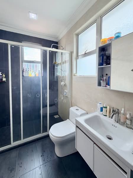 Bungalow for Sale in Bandar Putra Permai (Seri Kembangan) - Nor Azdlin Adnan - PropertyGuru.com.my
