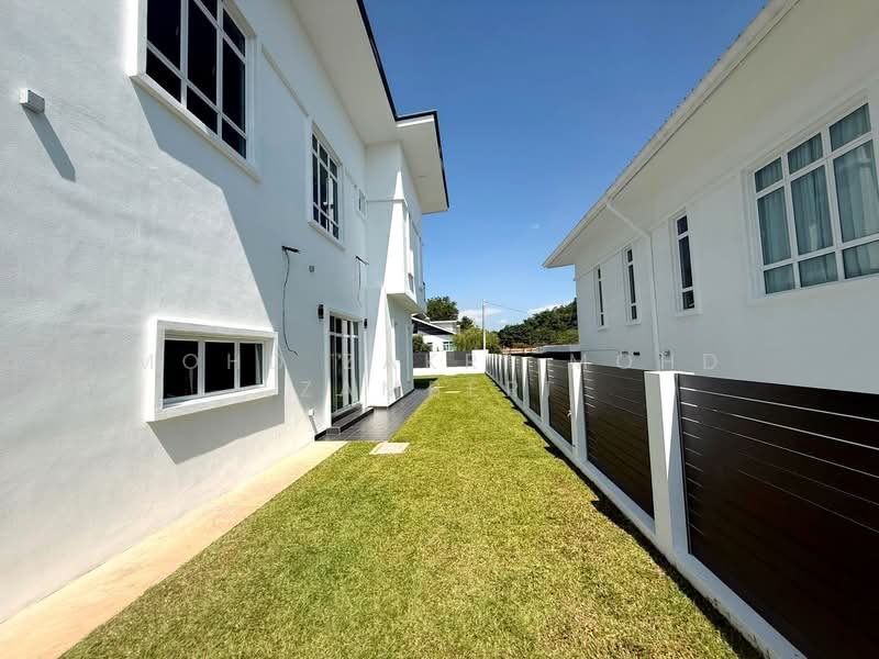 Bungalow for Sale in Kajang (Selangor) - Mohd Zakri Mohd Zamberi - Exterior - PropertyGuru.com.my